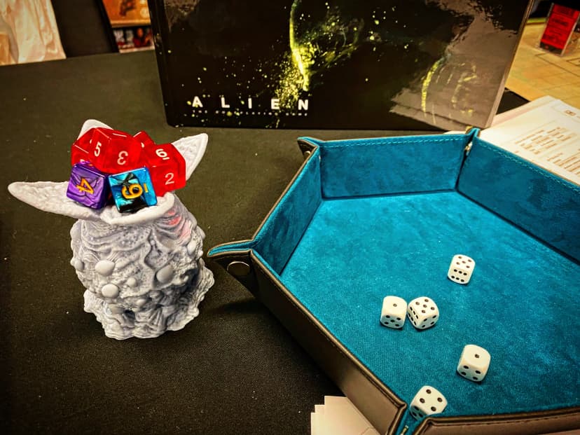 Alien Egg Dice Jail